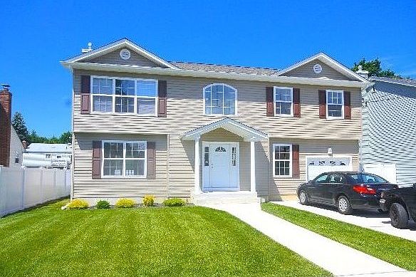 1st image of 282 Arcadia Ave
