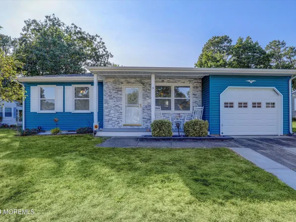 3 Augusta Road, Whiting, NJ 08759