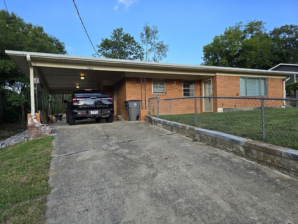 1023 3rd Street