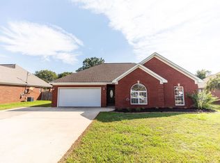 307 Nichole Ln, Muscle Shoals, AL 35661