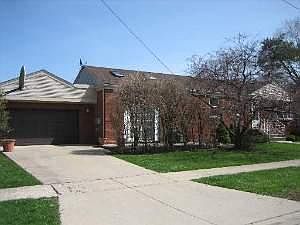 1st image of 9942 W Montrose Ave
