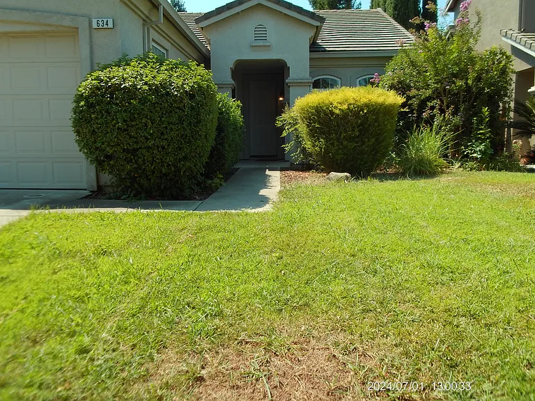 634 Falling Rock Ct — Photo 2