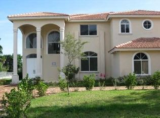 9300 SW 149th St, Miami, FL 33176