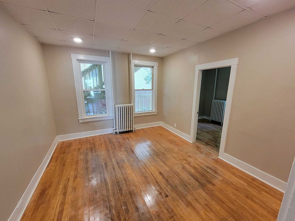 17 Horton Street Lewiston ME 17 Horton St Lewiston, ME Zillow