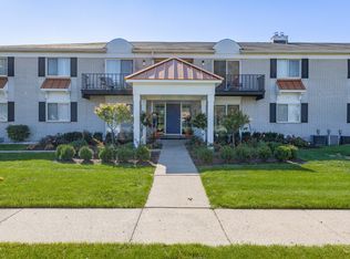 Regents Court Apartments, Westland, MI 48185