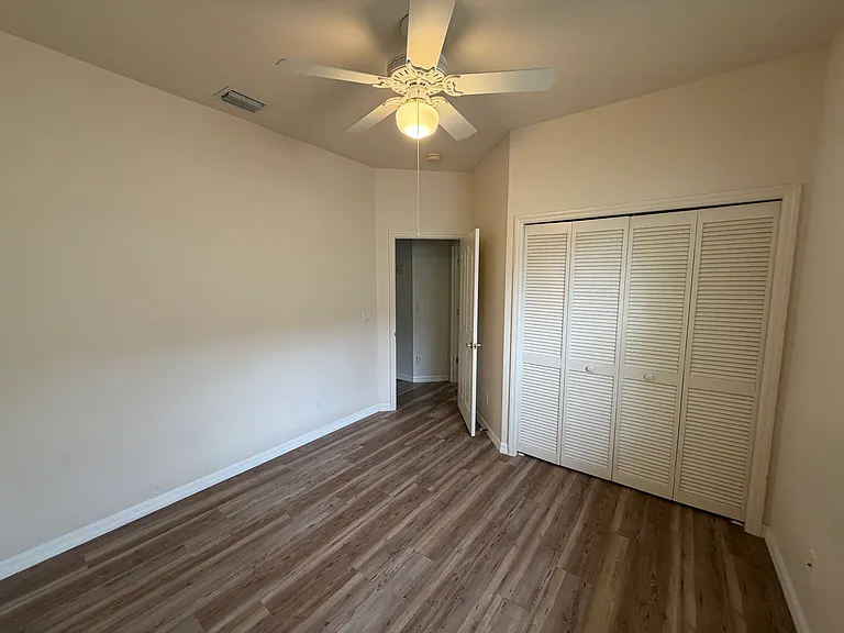 11330 Lakeland Cir — Photo 27