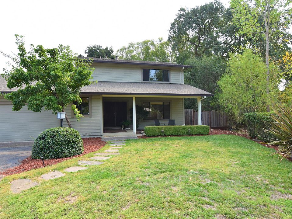 1st image of 19360 Sleepy Hollow Ct
