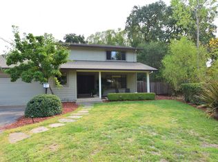 19360 Sleepy Hollow Ct, Sonoma, CA 95476