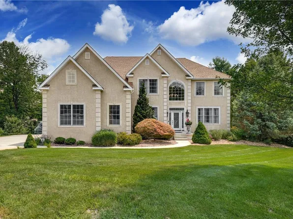 5477 Scholar Cir, Coopersburg, PA 18036