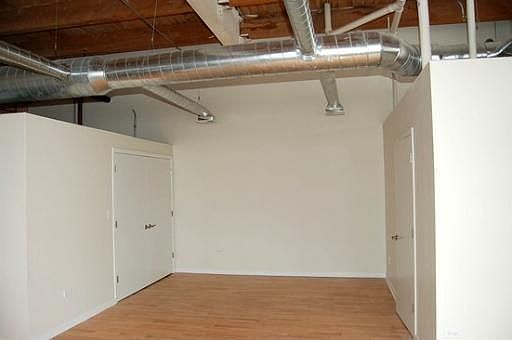2nd image of 7377 N Rogers Ave APT 103