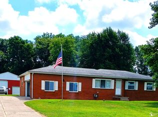 13156 Strasburg Rd, La Salle, MI 48145