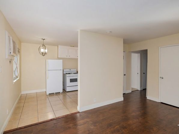 2732-2733 San Jose Way #4