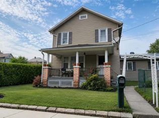 209 Oak St, Nazareth, PA 18064
