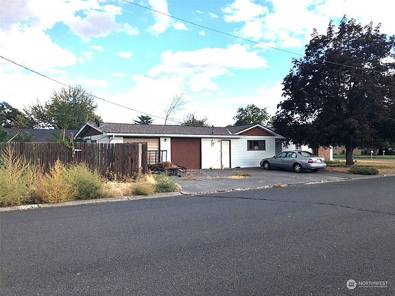 5th image of 1101 E Juniper Street