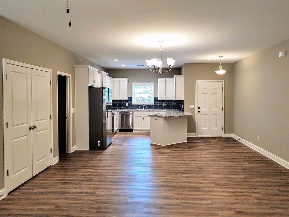 2nd image of 120 Lake Forest Dr #A