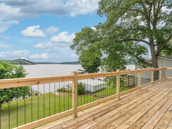 864 Four Waters Dr, Sunrise Beach, MO 65079