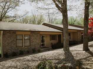 46 Abingdon Ln, Bella Vista, AR 72715