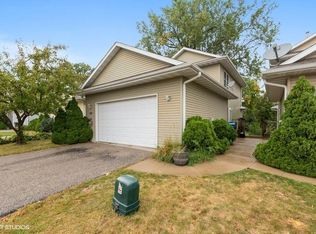 3864 Jay Ln, Waterloo, IA 50701