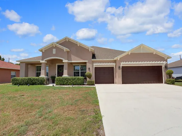 4052 SW Mccandless Street, Port St Lucie, FL 34953
