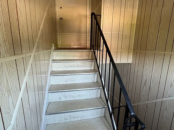 3rd image of 89XX Alton St #1