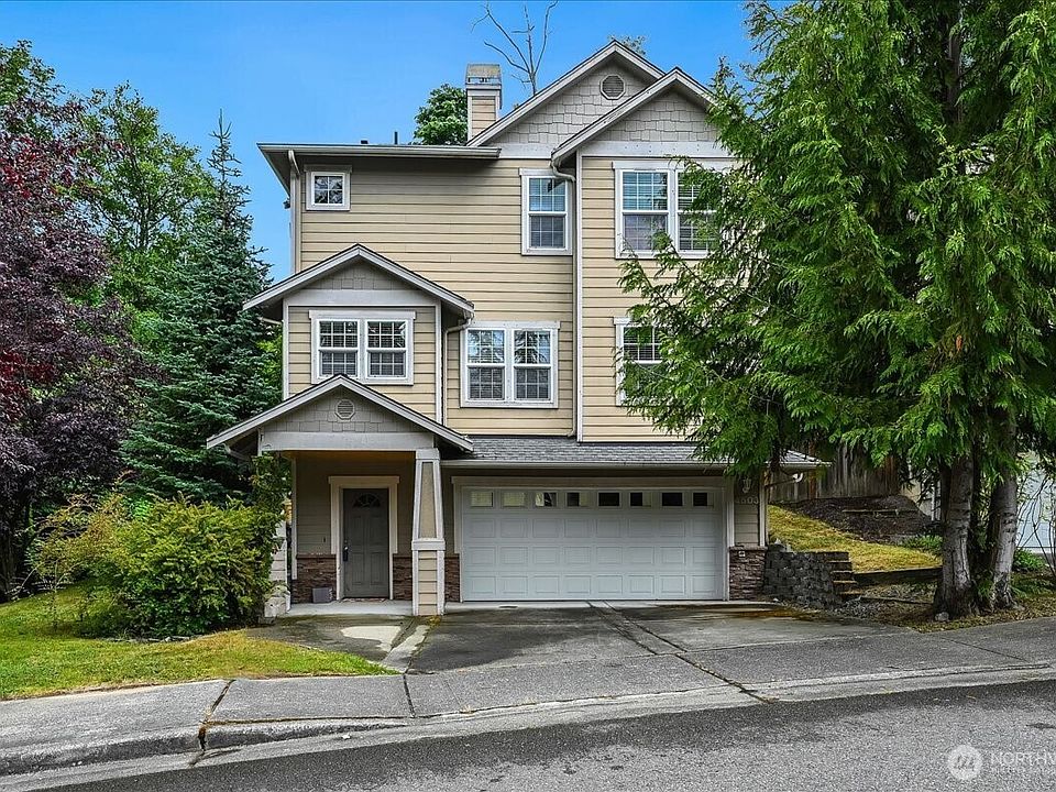 1st image of 4503 5th Drive SE