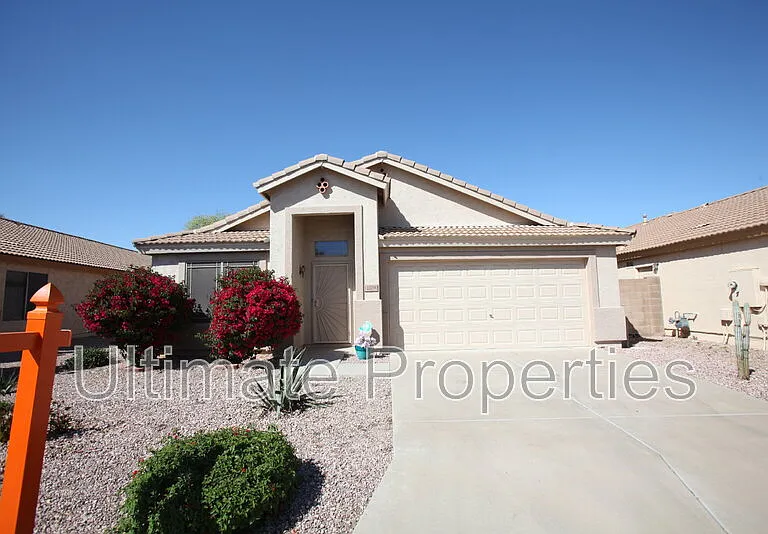 13390 W Watson Ln — Photo 1