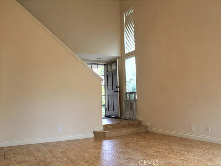32 Stanford Ct #16 — Photo 11
