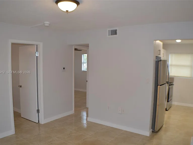 1398 NW 61st St #6 — Photo 2