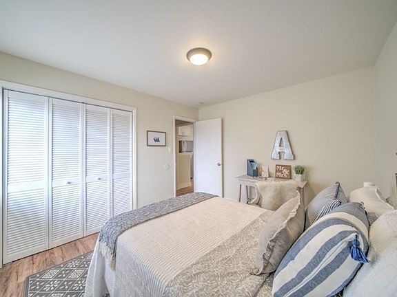 3rd image of 399 Schafer Rd #13