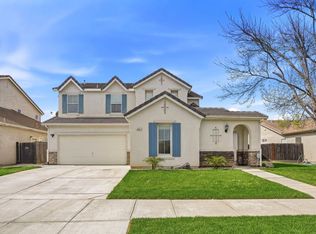 381 Honeybell St, Los Banos, CA 93635