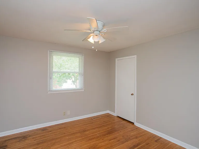 1003 Gwynn Dr #B — Photo 8
