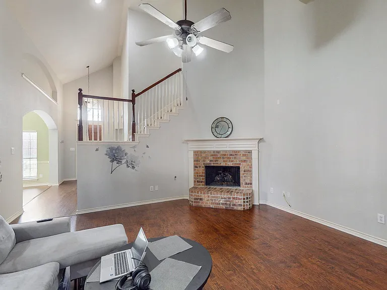 6925 Cattle Dr — Photo 10