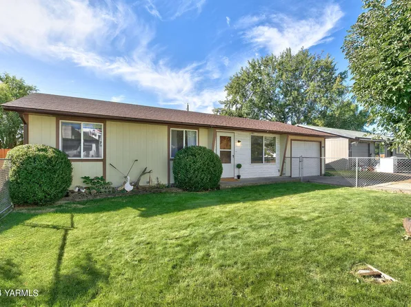 1211 Wisconsin Ave, Tieton, WA 98947