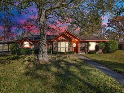 906 N Winfree St, Dayton, TX, 77535