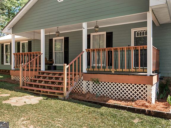 3rd image of 73 Kellogg Dr