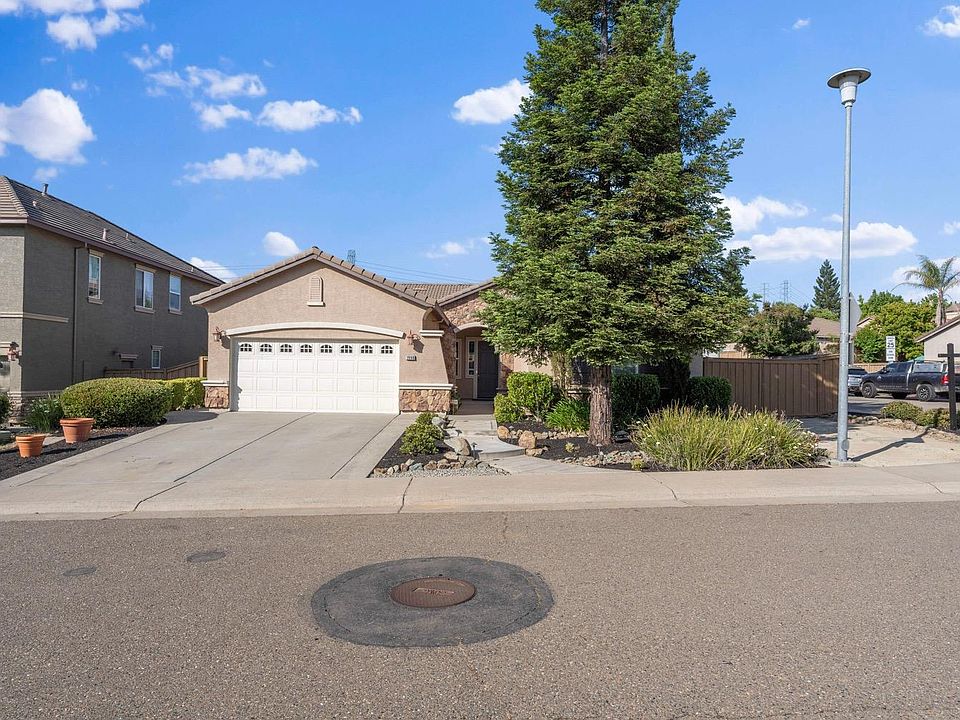1st image of 1998 Cottonwood Ct