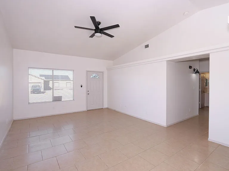9399 W Tinajas Dr — Photo 10