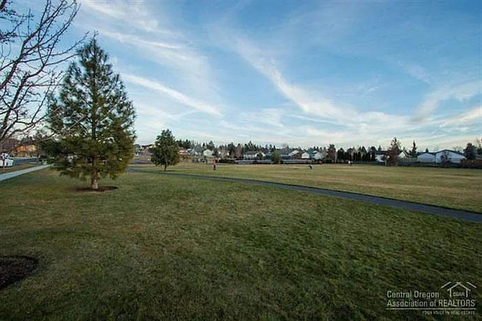 2948 NE Conners Ave — Photo 30