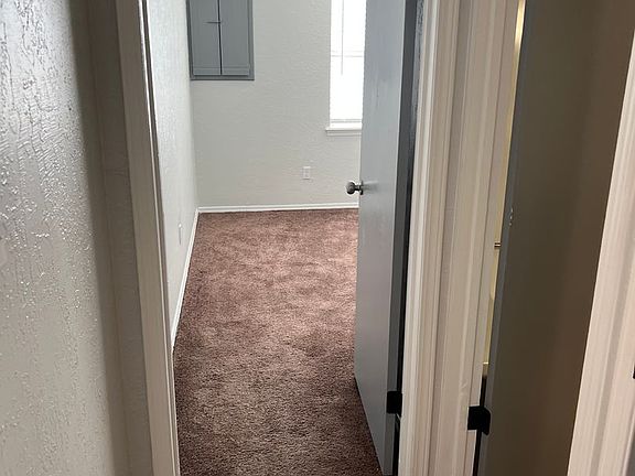 4th image of 4002 NW Ozmun Ave #2904-D