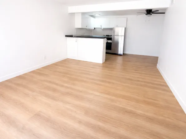 Palms on 2nd Apartments