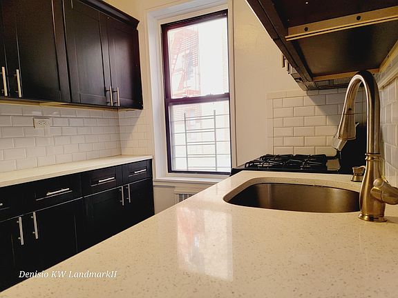 3rd image of 85 139th St Floor 1