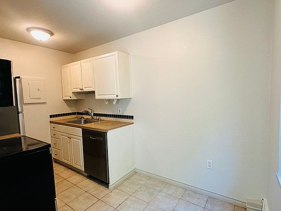 4th image of 1400 Hubbell Pl APT 603