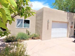 2152 Ridgeview Cir, Santa Fe, NM 87505