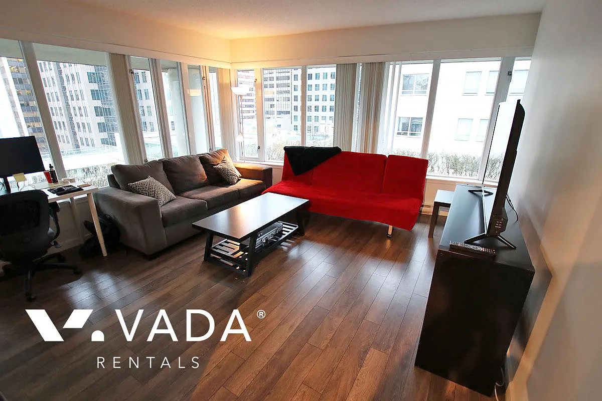 610 Granville Street Vancouver — Photo 1