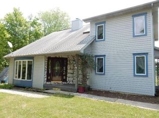 9961 Springwater Dr, Mount Vernon, OH 43050