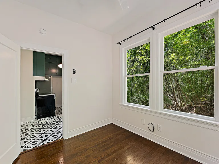 2810 Pearl St — Photo 21
