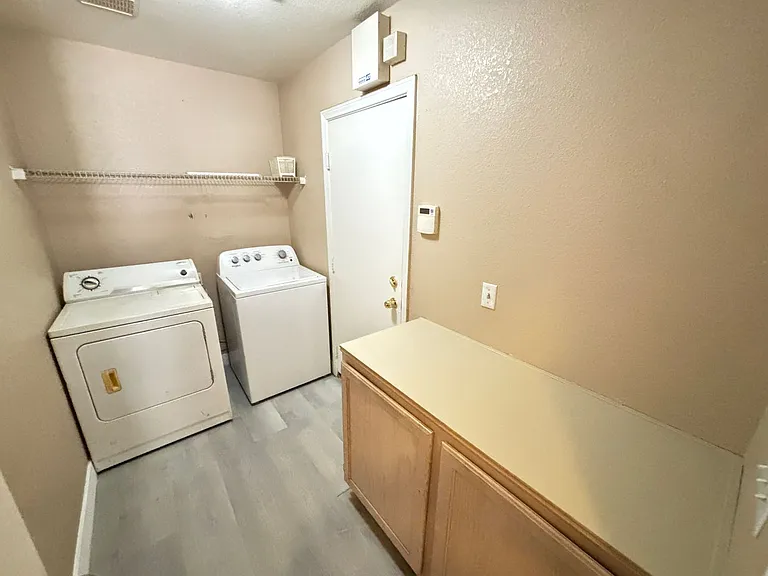 2398 Swifton Ct — Photo 30