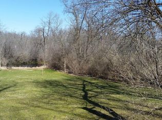 W2108 Beulah Hghts Rd, East Troy, WI 53120