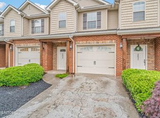 4834 Fountain View Way, Knoxville, TN 37918