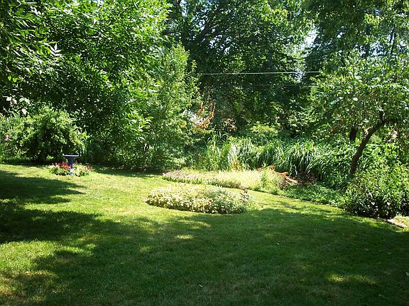 Mature LandscaPING